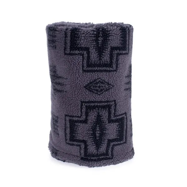 Carolina Pet Company - Pendleton Berber Pet Throw Harding Tonal Gray