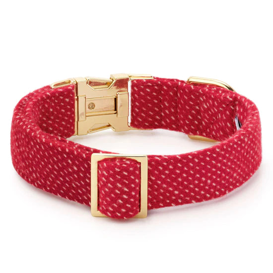 The Foggy Dog - Dog Collar Berry Stitch Flannel