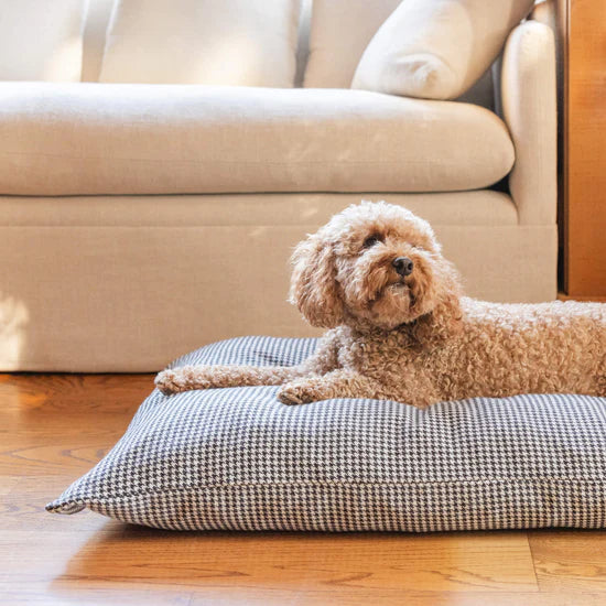 The Foggy Dog - Dog Bed Houndstooth Flannel