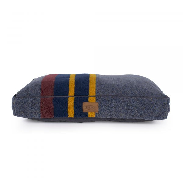 Carolina Pet Company - Pendleton Napper Vintage Camp Lake Dog Bed - Southern Agriculture
