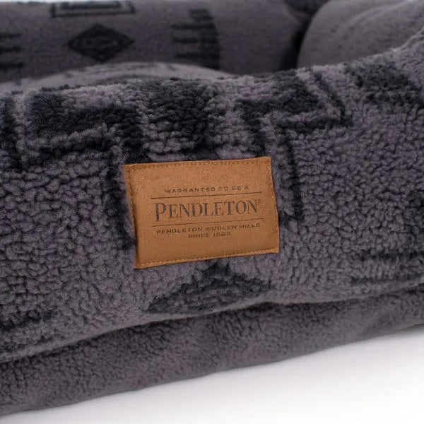 Carolina Pet Company - Pendleton Kuddler Harding Tonal Gray