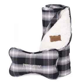 Carolina Pet Company - Pendleton Pet Throw & Toy Set