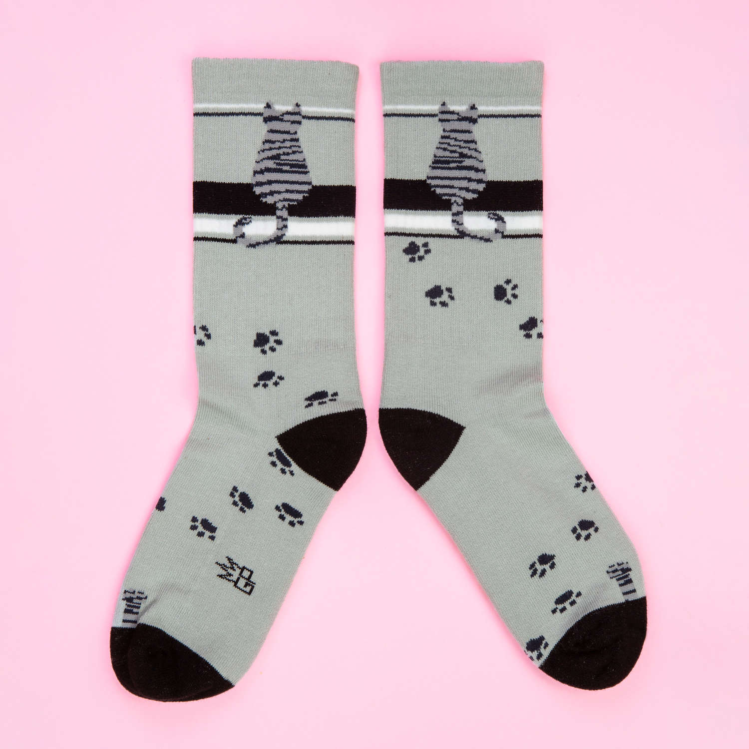 Gumball Poodle - Socks Cat Sitting Gray Tabby