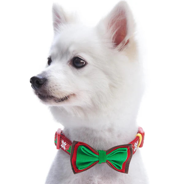 Blueberry Pet - Snowflakes and Trees | Christmas Dog Collar with Handmade Detachable Bow Tie