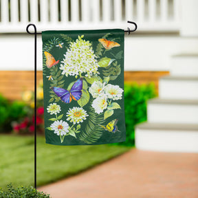 Evergreen Enterprises - Flag Flutters & Flowers