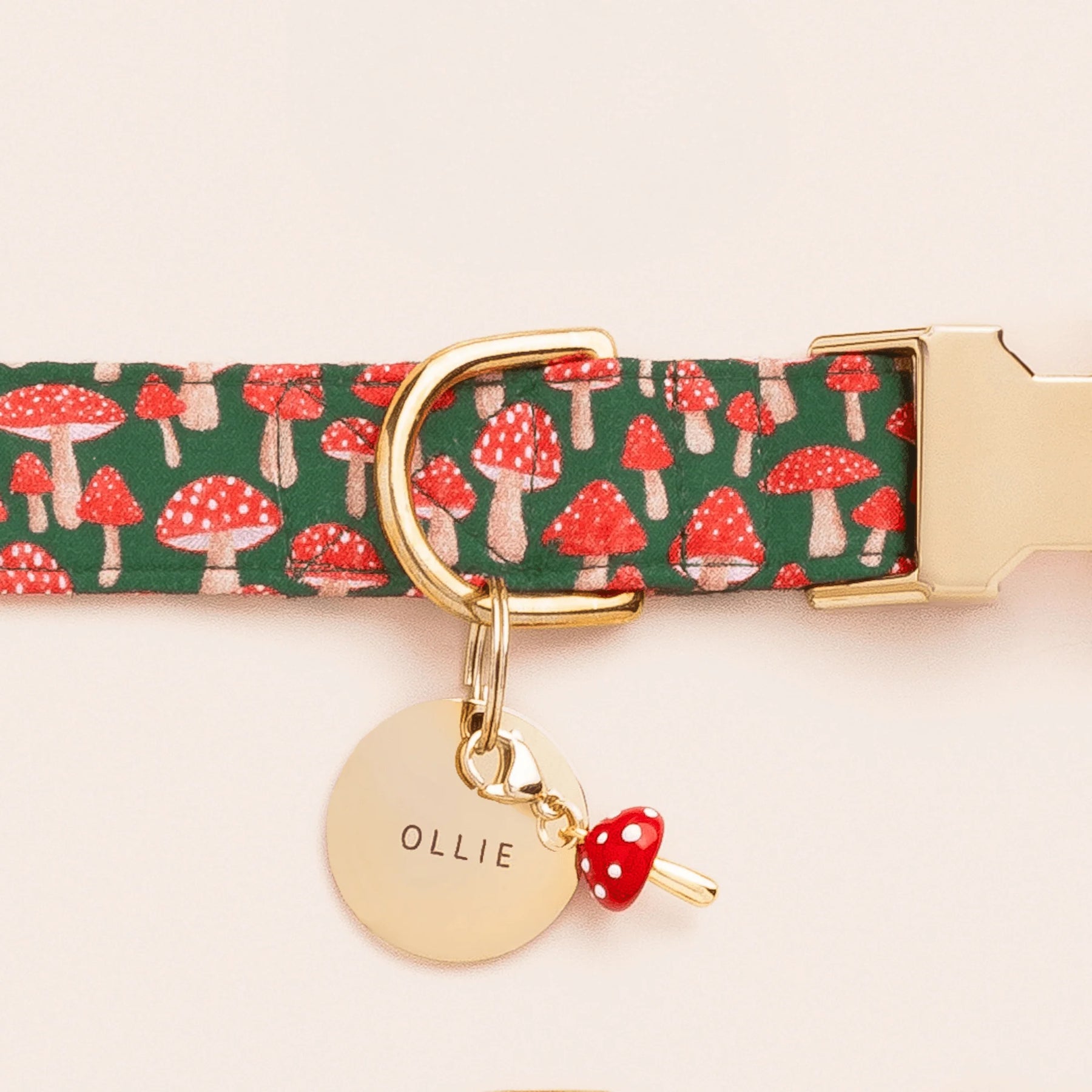 The Foggy Dog - Collar Charm Toadstool
