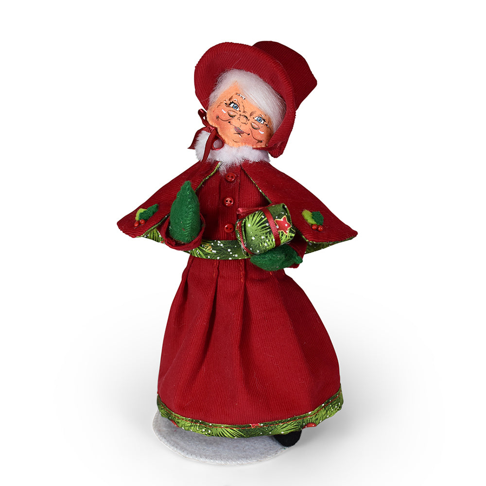 Annalee Dolls -  Yuletide Mrs. Santa 9"