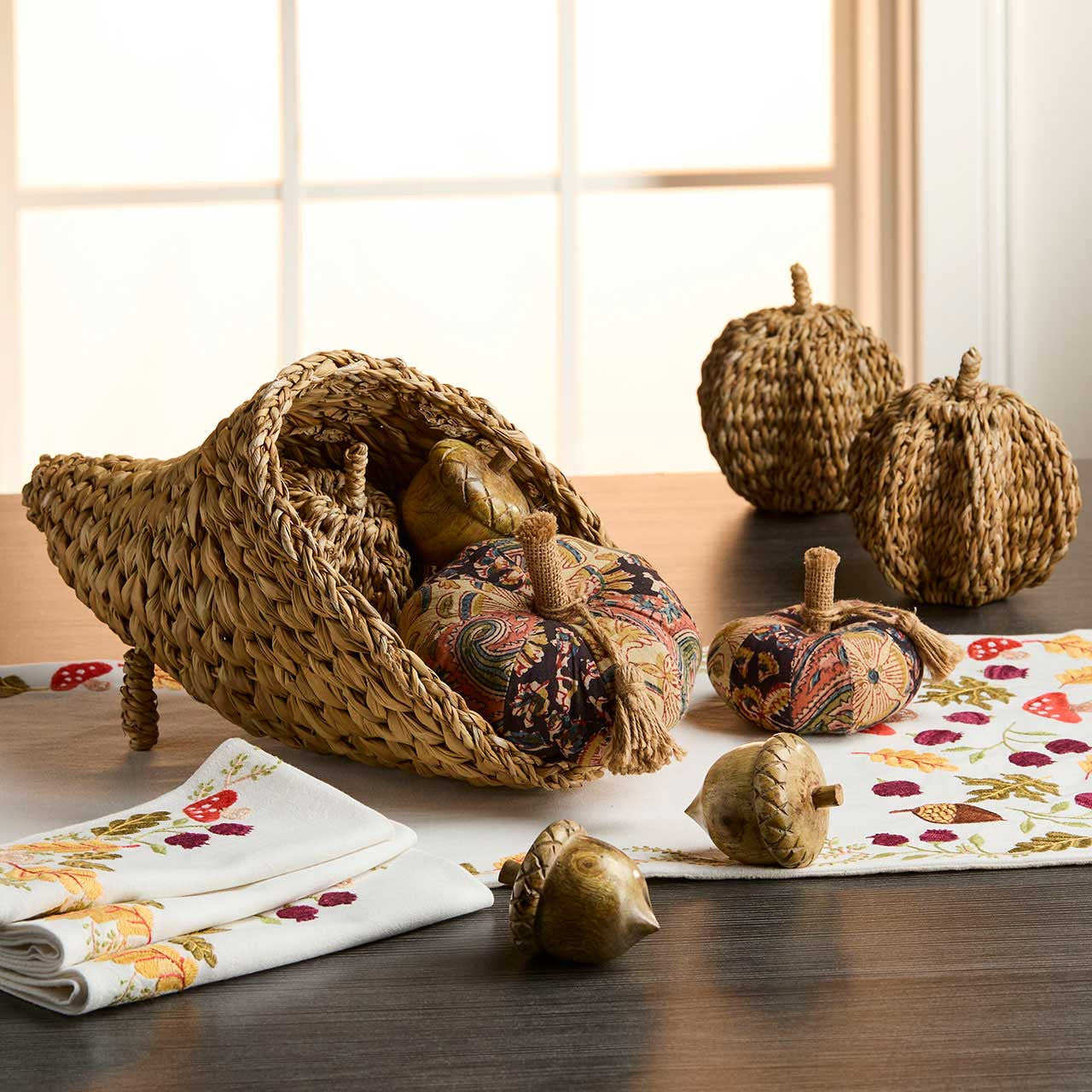 Serrv International - Hogla Cornucopia