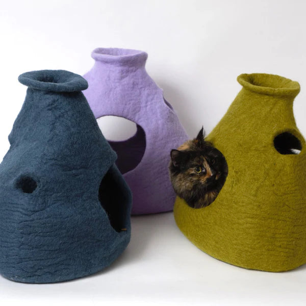 Dharma Dog Karma Cat - Purr-a-Boo® Cave
