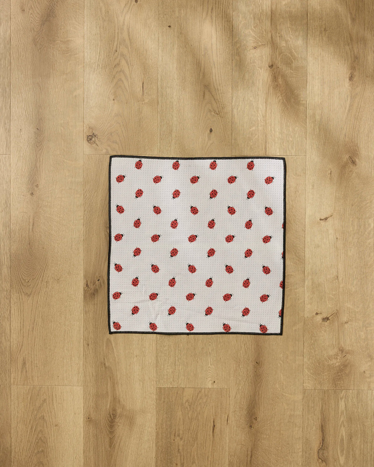 Geometry - Paw Towel Bugsy