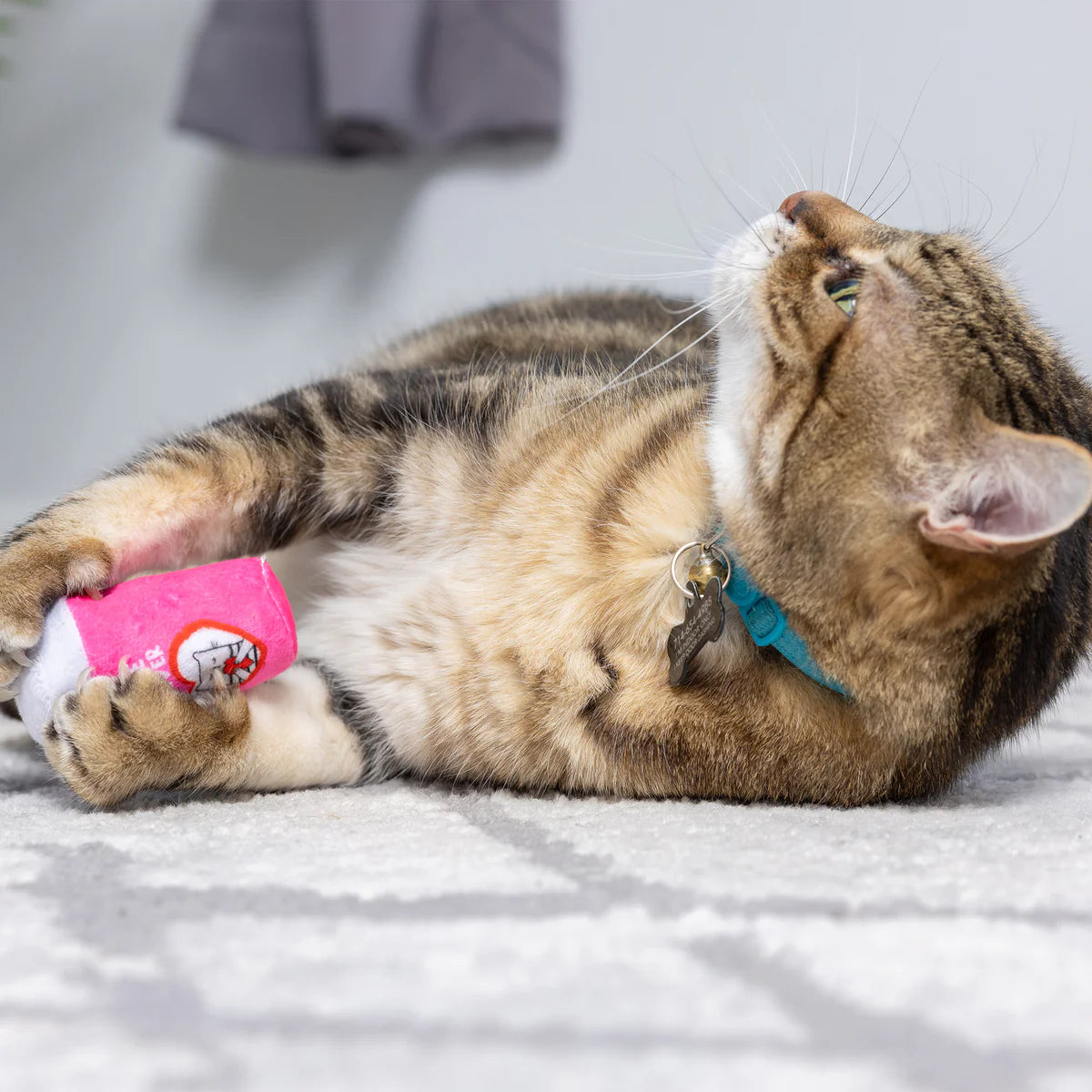 Huxley & Kent - Cat Toy First Lick Heart & Be Mine Coffee