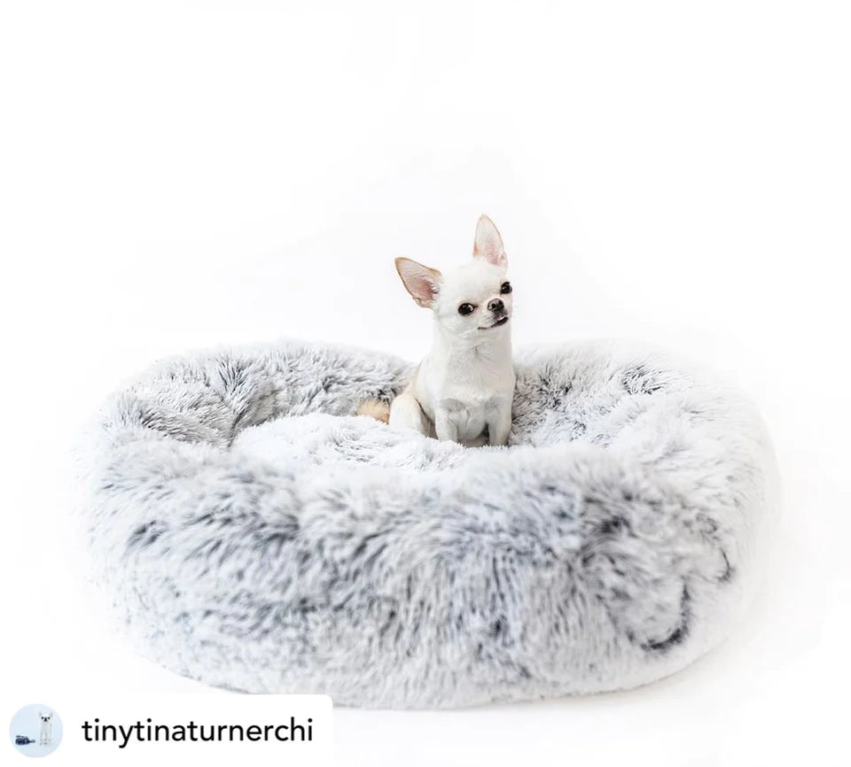Mr. Peanut's - Ortho Plush Pet Bed Two Tone White 23"