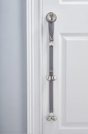 Poochie-Pets / Bells - Doggie Doorbell 4 Bells Classic Dog's Life
