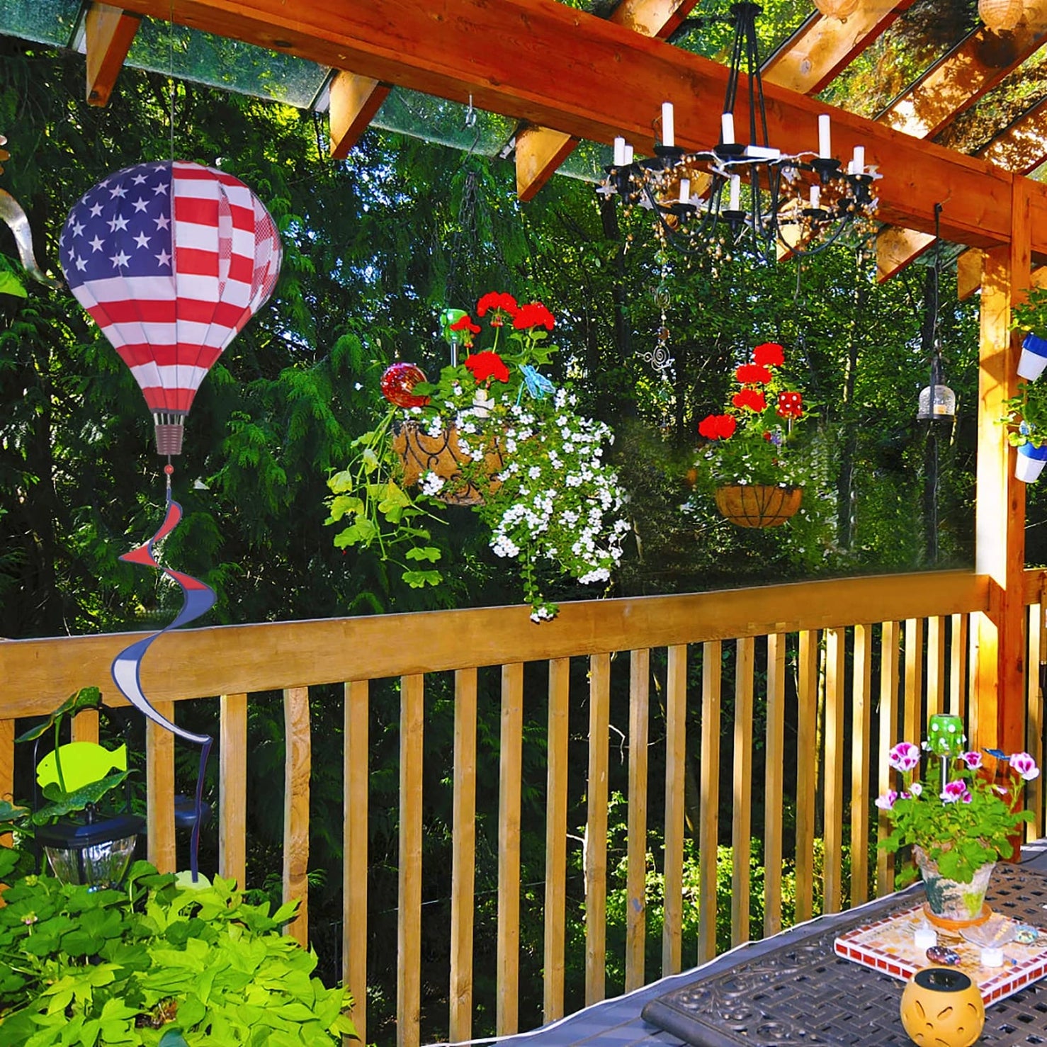 Tsyware - Patriotic Hot Air Balloon Garden Wind Spinner Windmill