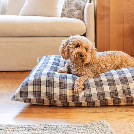The Foggy Dog - Dog Bed Chestnut Plaid Flannel