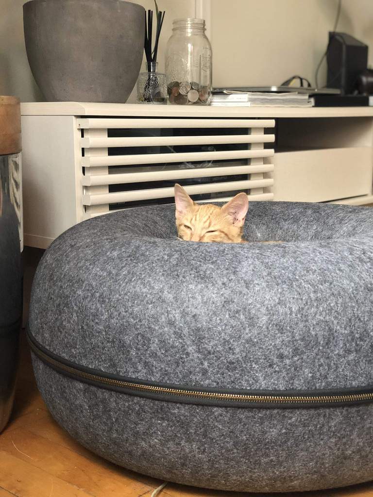 Travel Cat - "Donut" Cat Hideway Cave & Bed - Southern Agriculture 