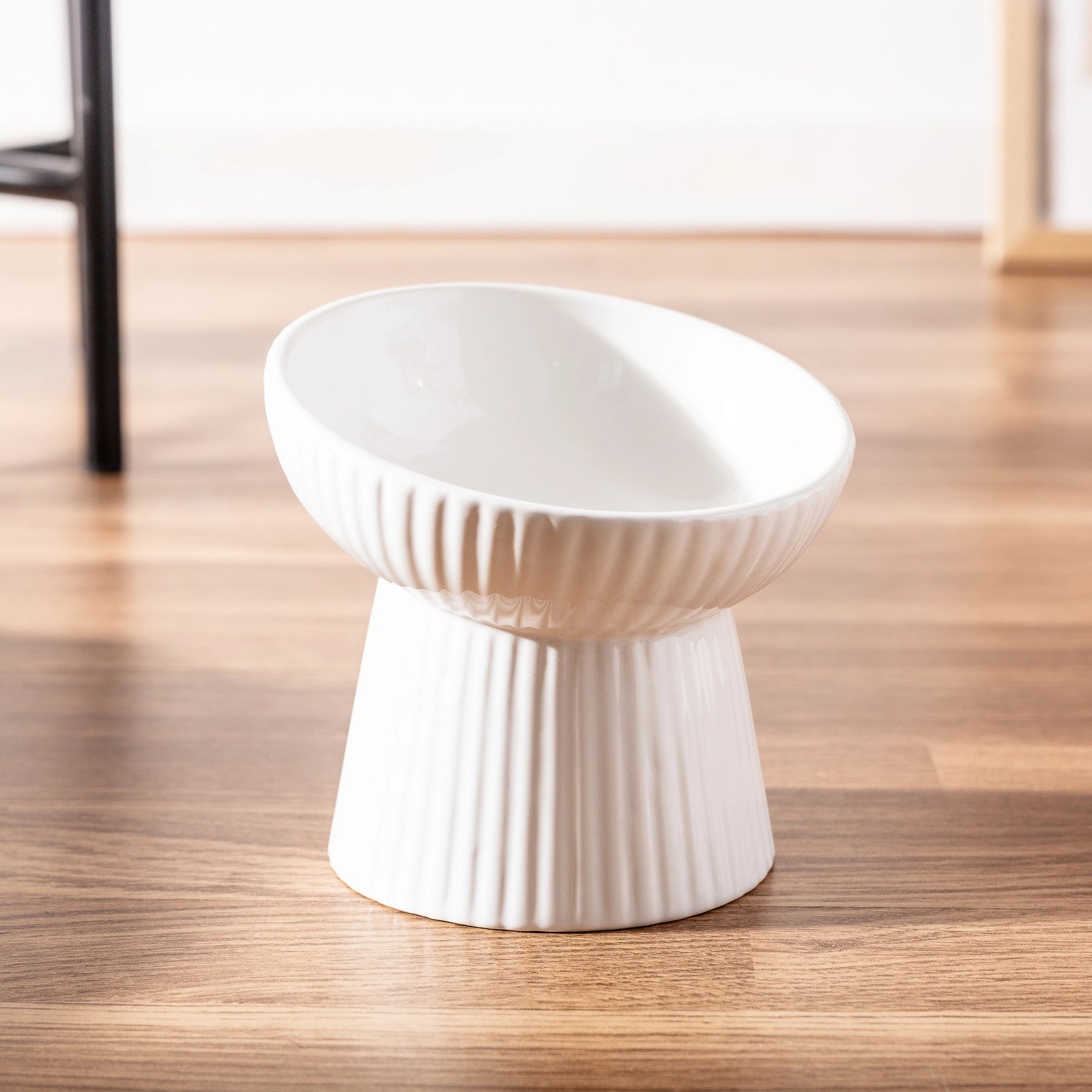 Park Life Design - Fluted Tilt Ceramic Cat Dish