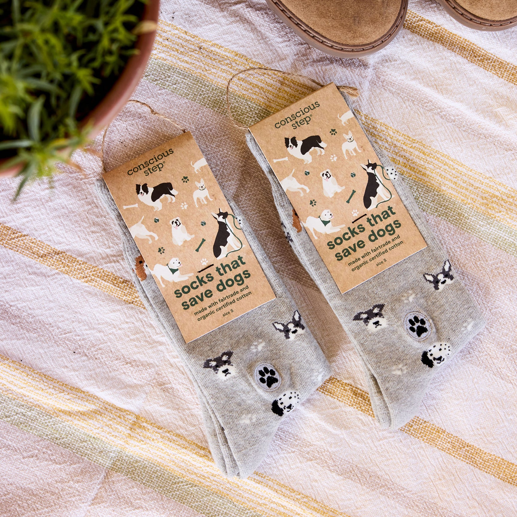 Conscious Step - Socks that Save Dogs (Hound Heads)