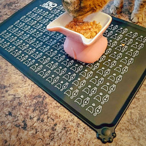 Travel Cat - Feeding Mat For Food & Water "The Nice & Tidy"