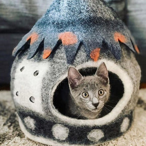Dharma Dog Karma Cat - Pet Cave Fairy House Wool
