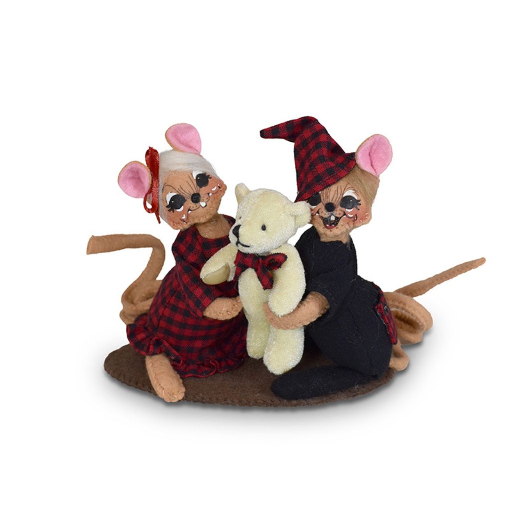 Annalee Dolls - Winter Woods PJ Mice